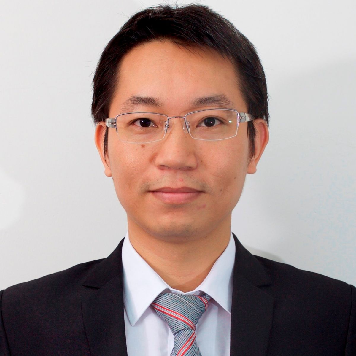 Nguyen Hoang Oanh Nguyen Hoang Oanh