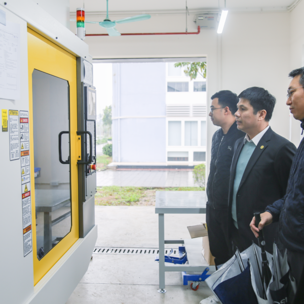 LỄ KHÁNH THÀNH CƠ SỞ TẠM THỜI CỦA TRƯỚNG ĐẠI HỌC VIỆT NHẬT – ĐHQGHN TẠI HÒA LẠC